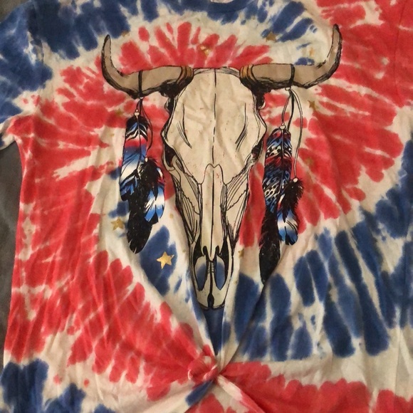 No Boundaries Tee - Picture 2 of 5